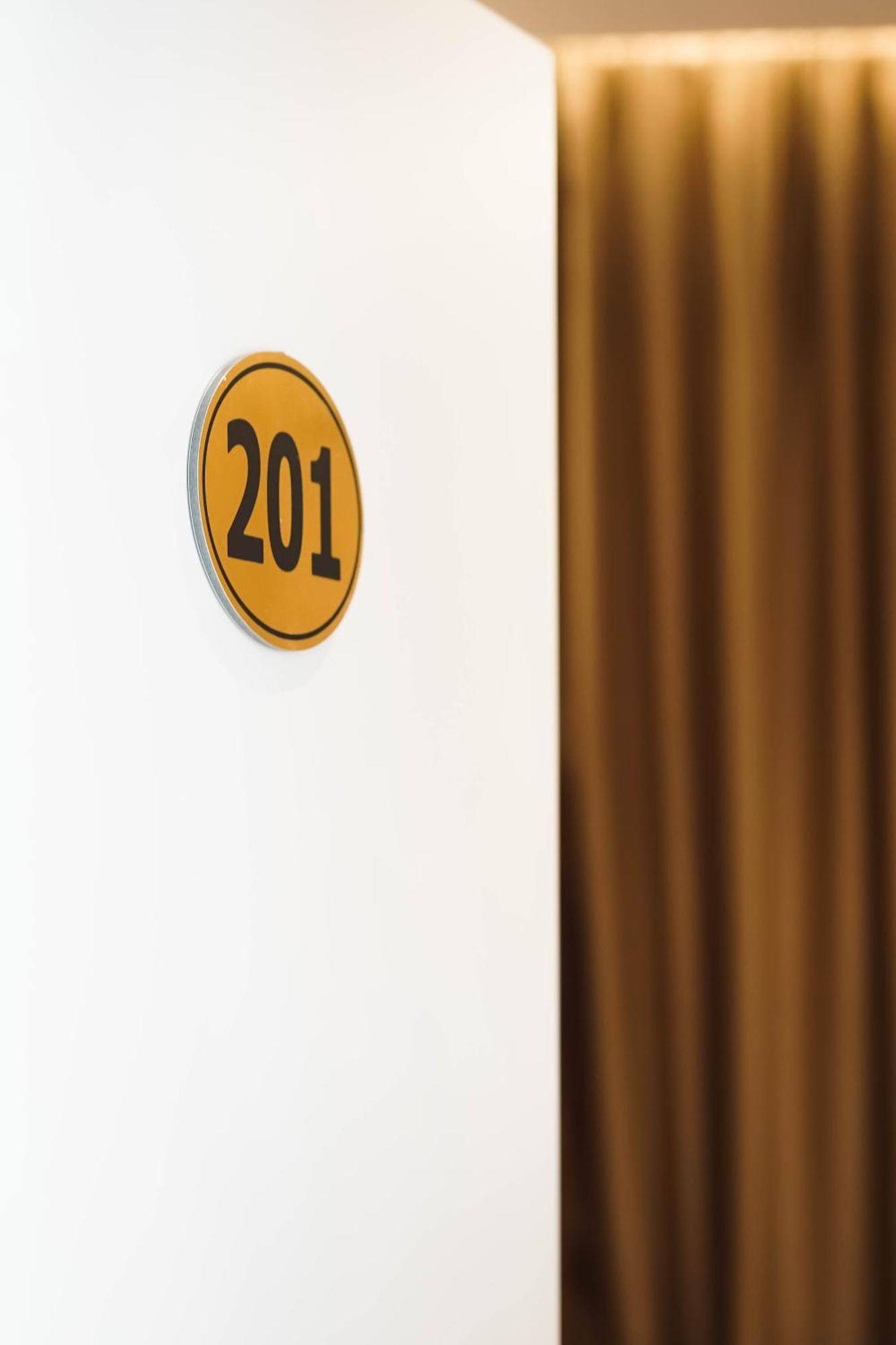 Marina Rooms Дуррес Экстерьер фото