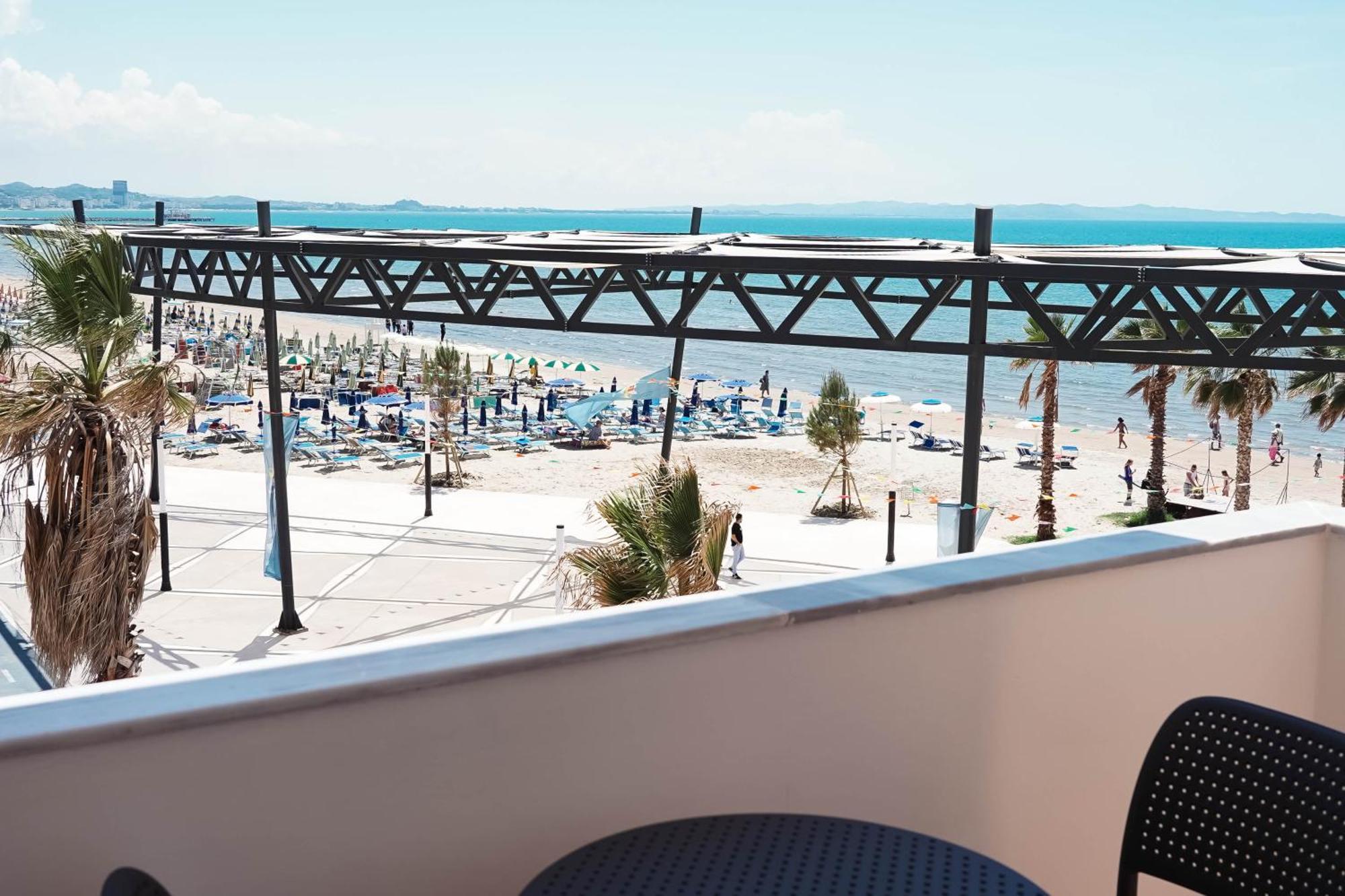 Marina Rooms Дуррес Экстерьер фото