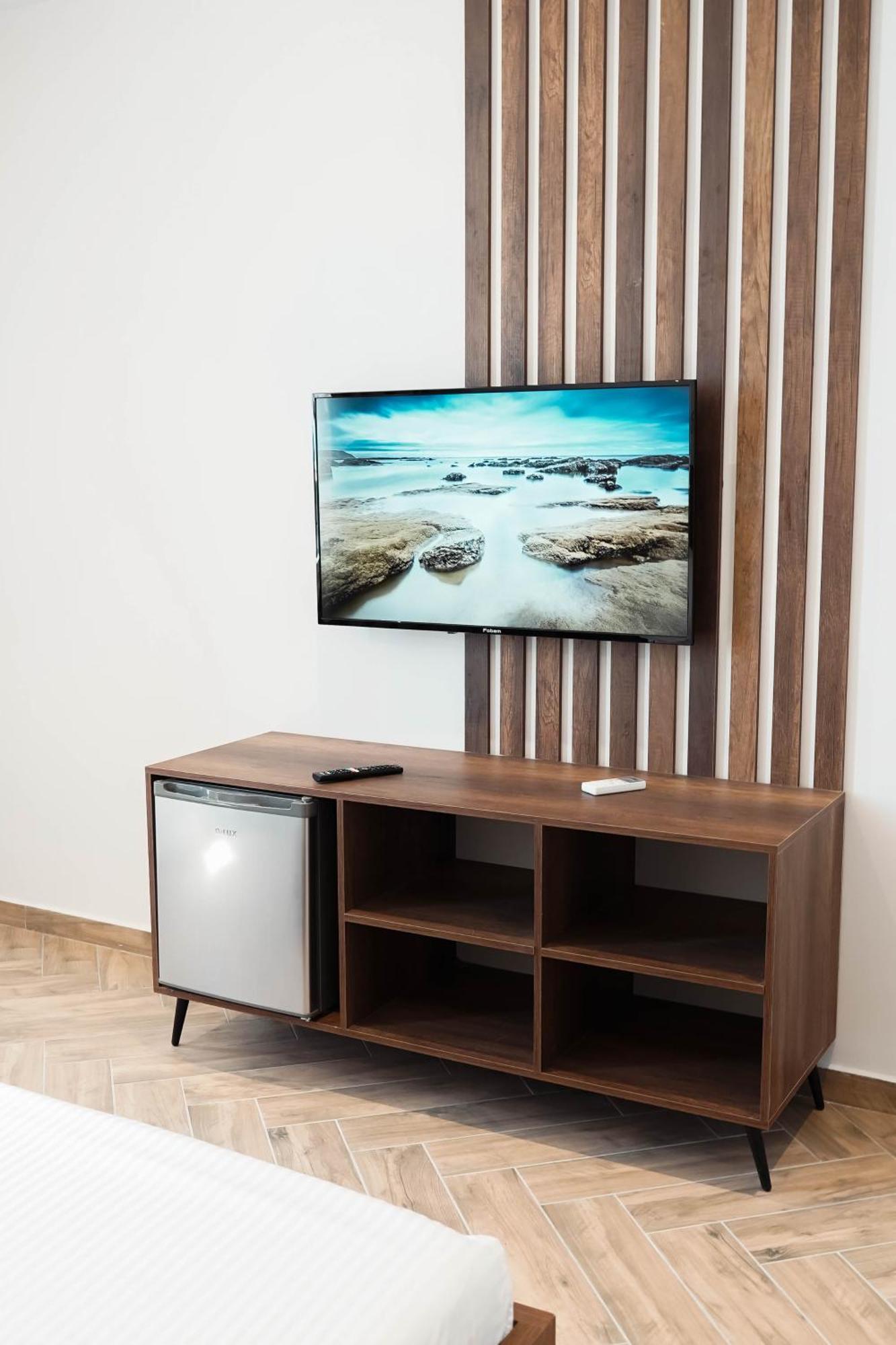 Marina Rooms Дуррес Экстерьер фото