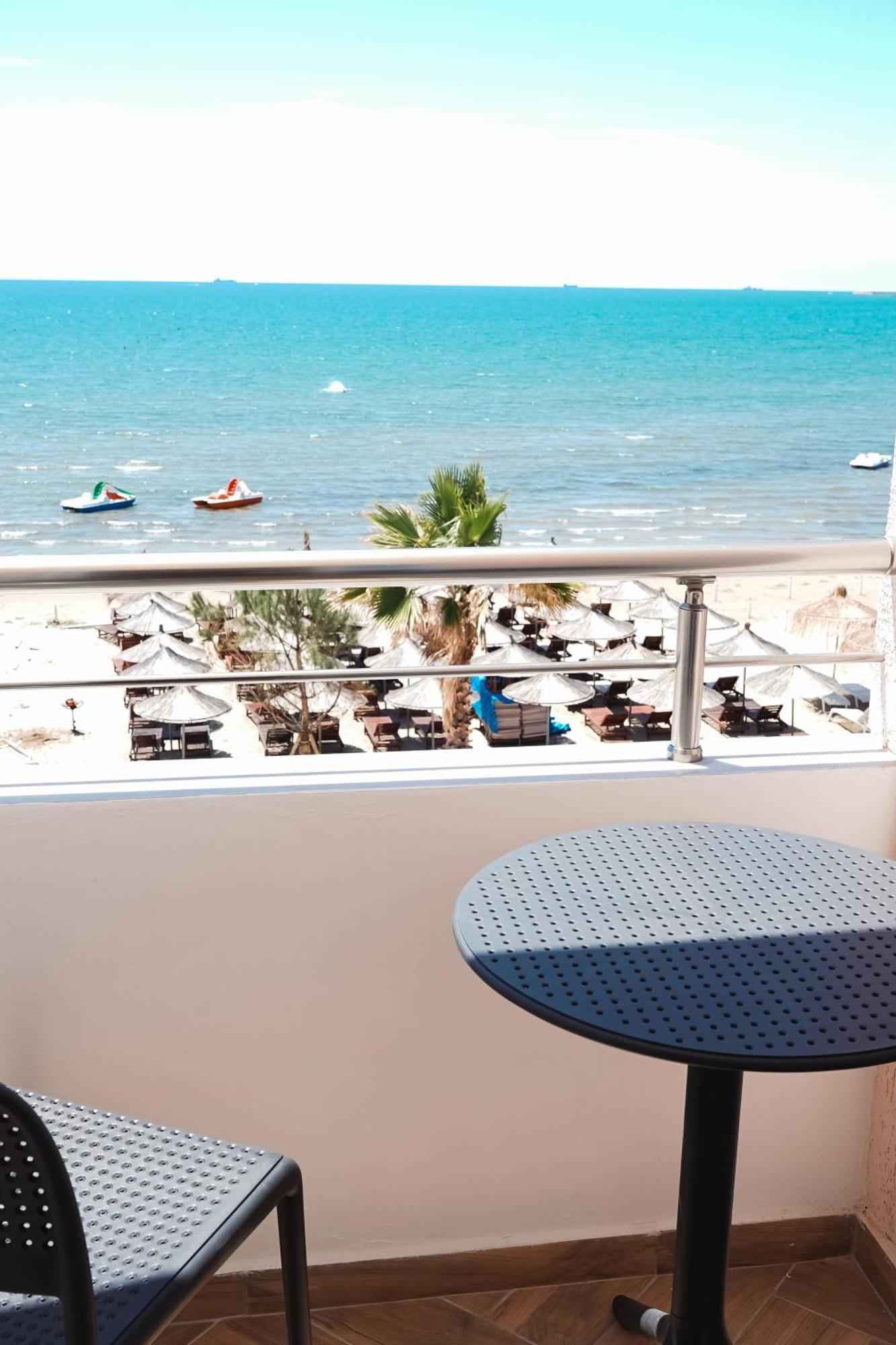 Marina Rooms Дуррес Экстерьер фото