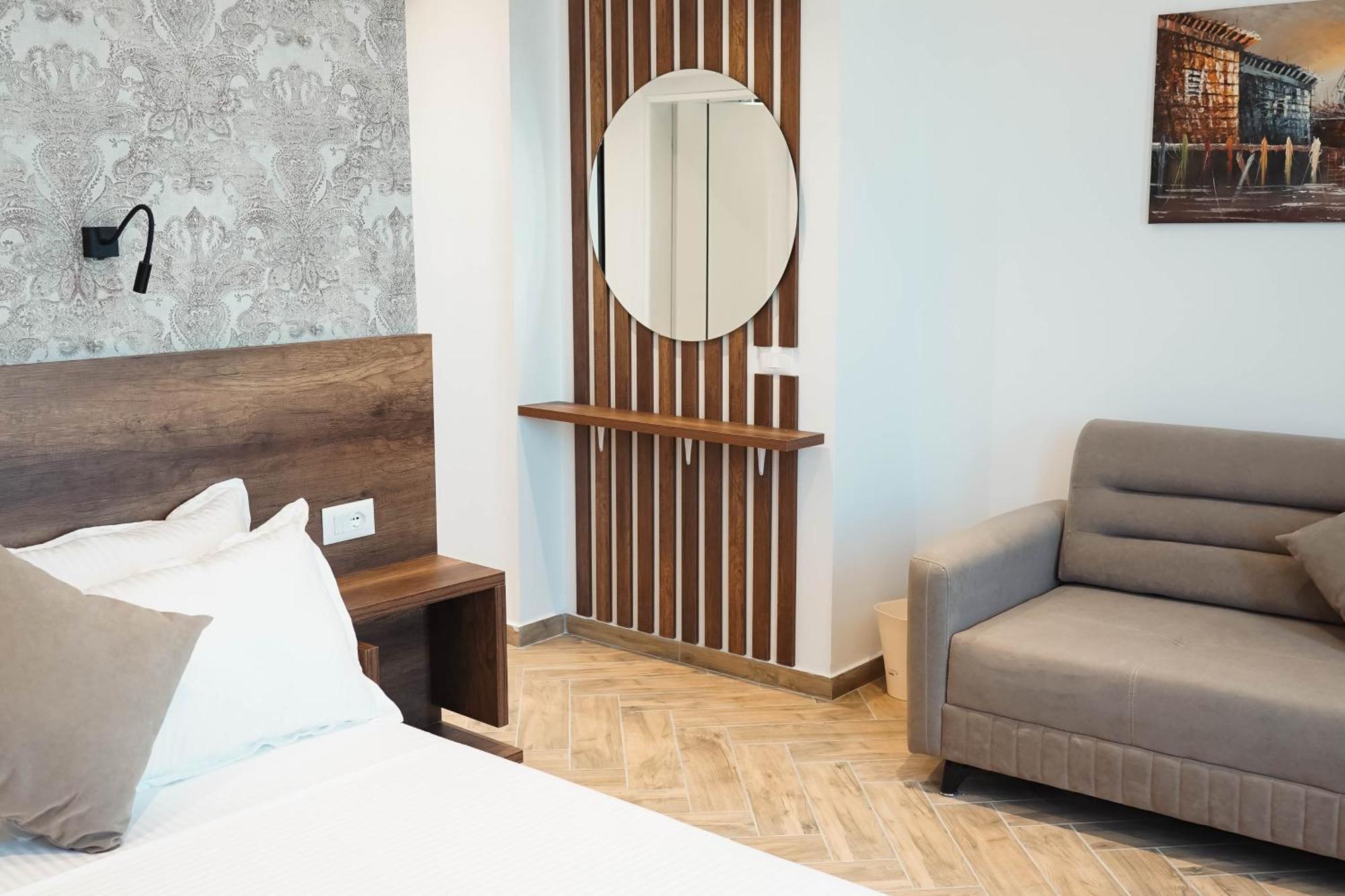 Marina Rooms Дуррес Экстерьер фото