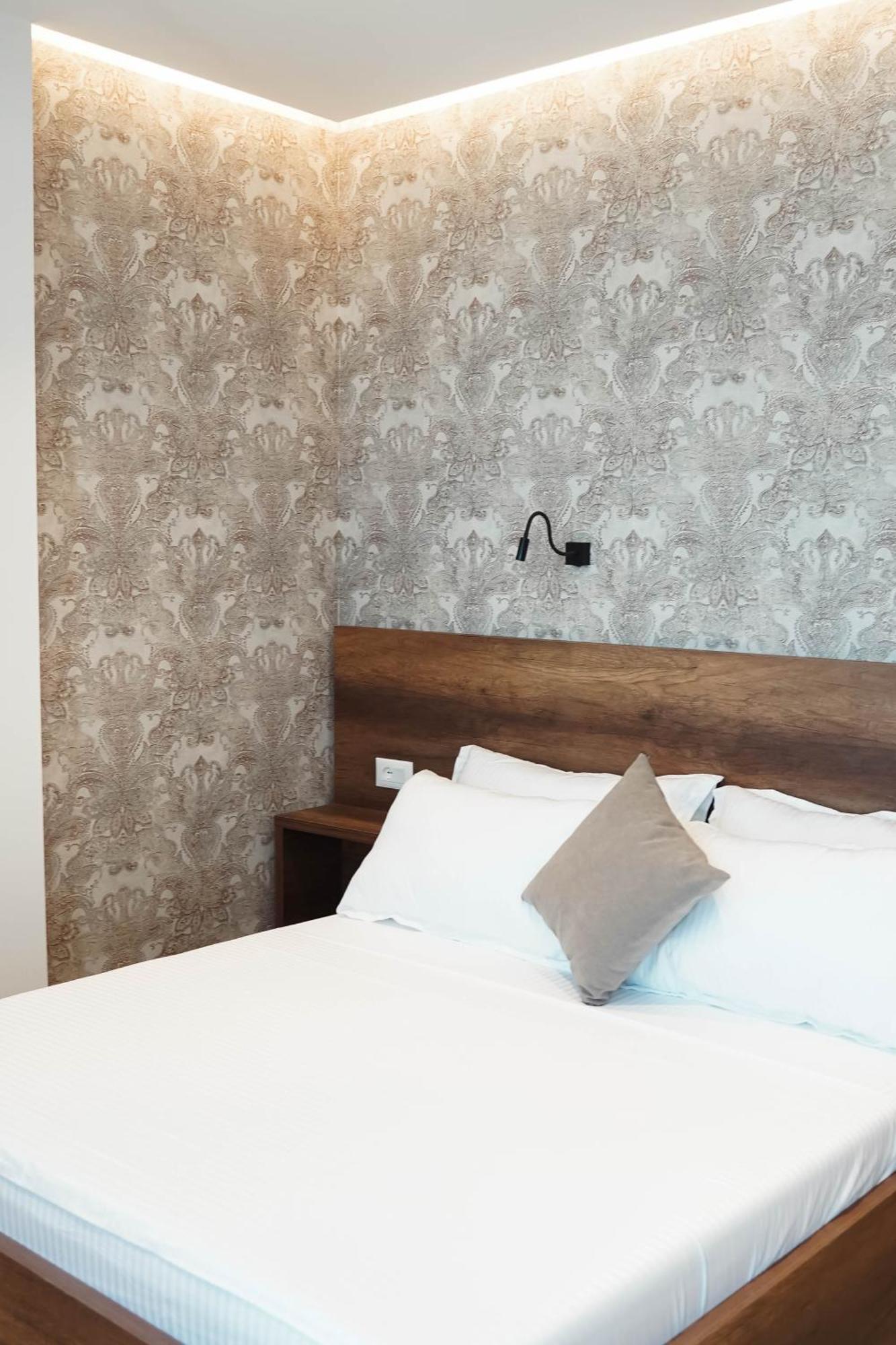 Marina Rooms Дуррес Экстерьер фото