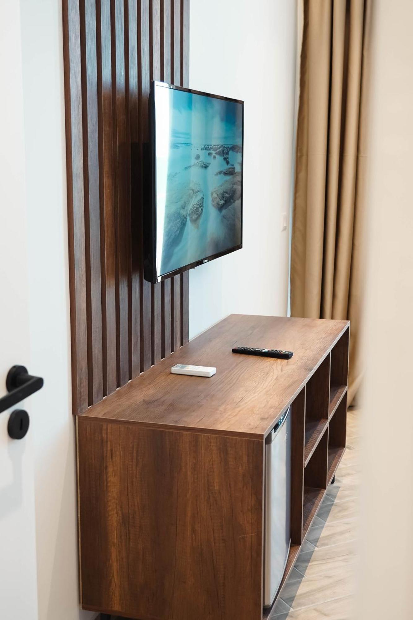 Marina Rooms Дуррес Экстерьер фото